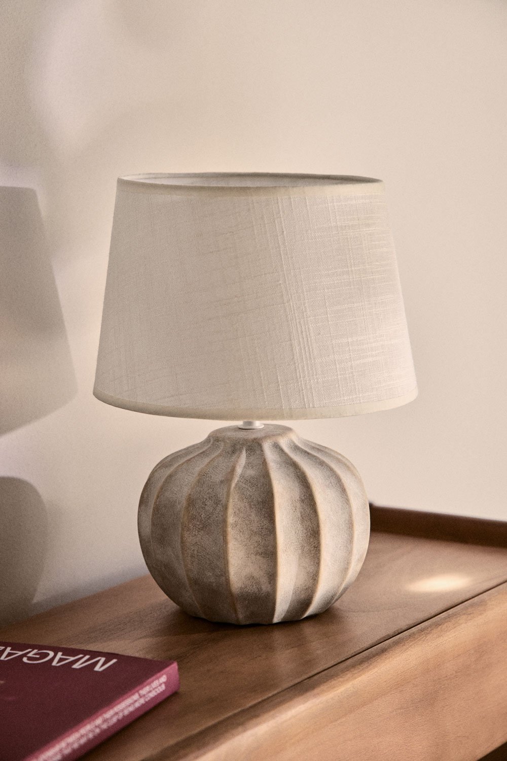 Lampe de table Yalira 30 cm en céramique et lin