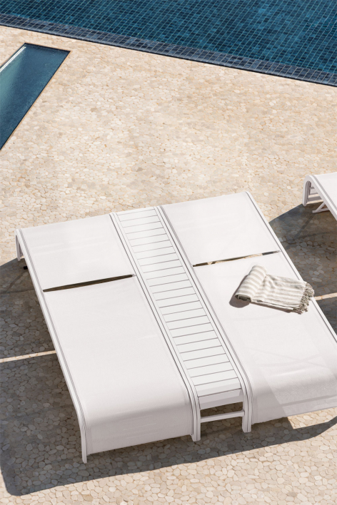 Set de 2 chaises longues inclinables et table d'appoint en acier Marietta - Blanc Gardenia