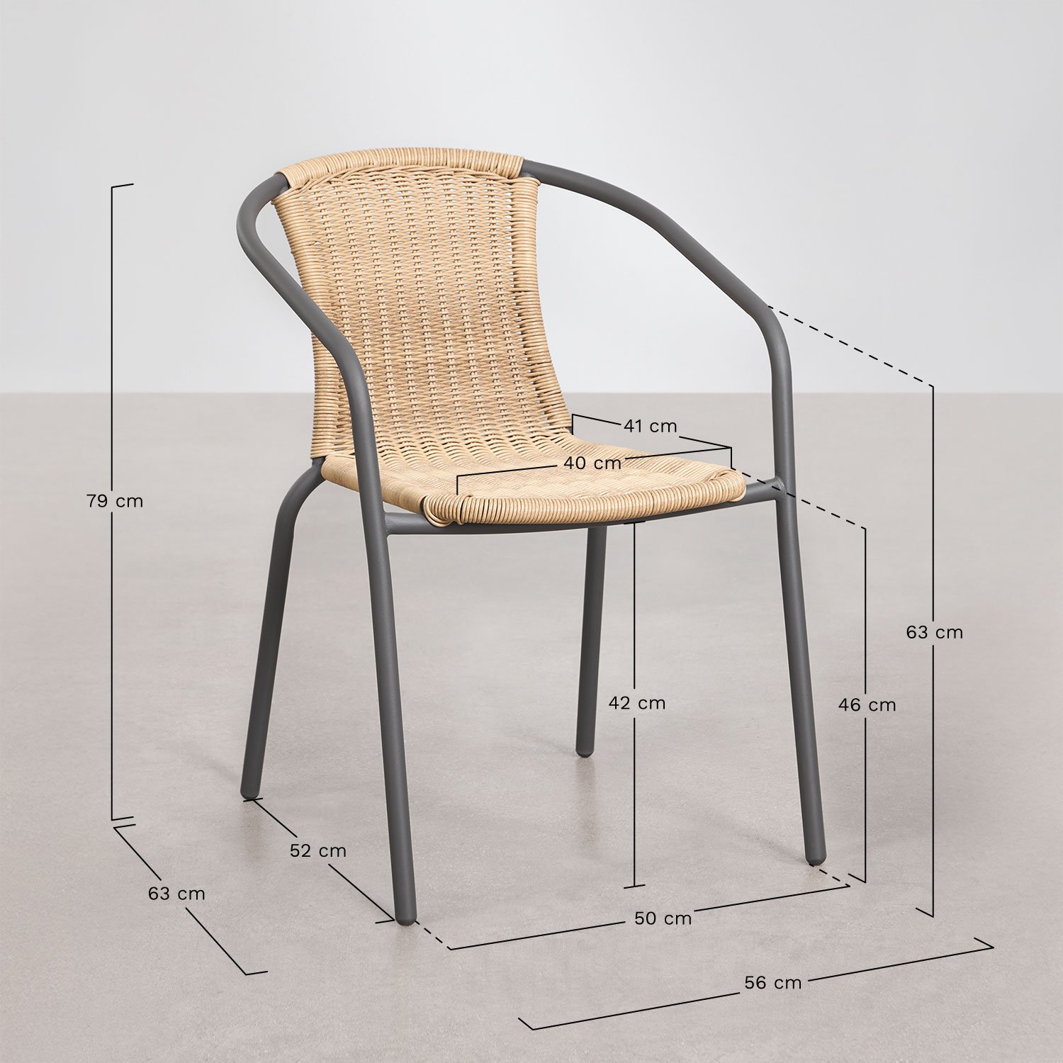 Pack de 2 chaises de salle à manger empilables avec accoudoirs en acier et rotin synthétique Kalymana, mesures