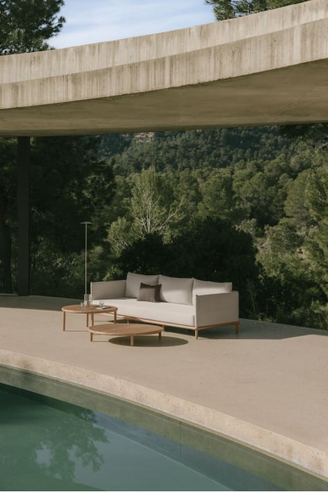 Ensemble de jardin avec canapé 3 places et 2 tables basses rondes en bois d'acacia Olivia - Acacia Marron Clair