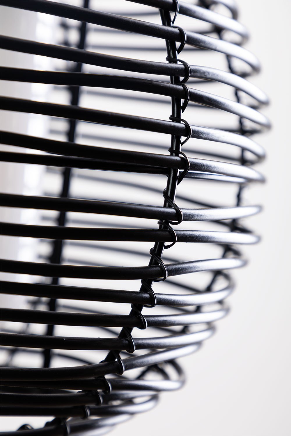 Suspension extérieure en polyéthylène Bissel, image de la galerie 4