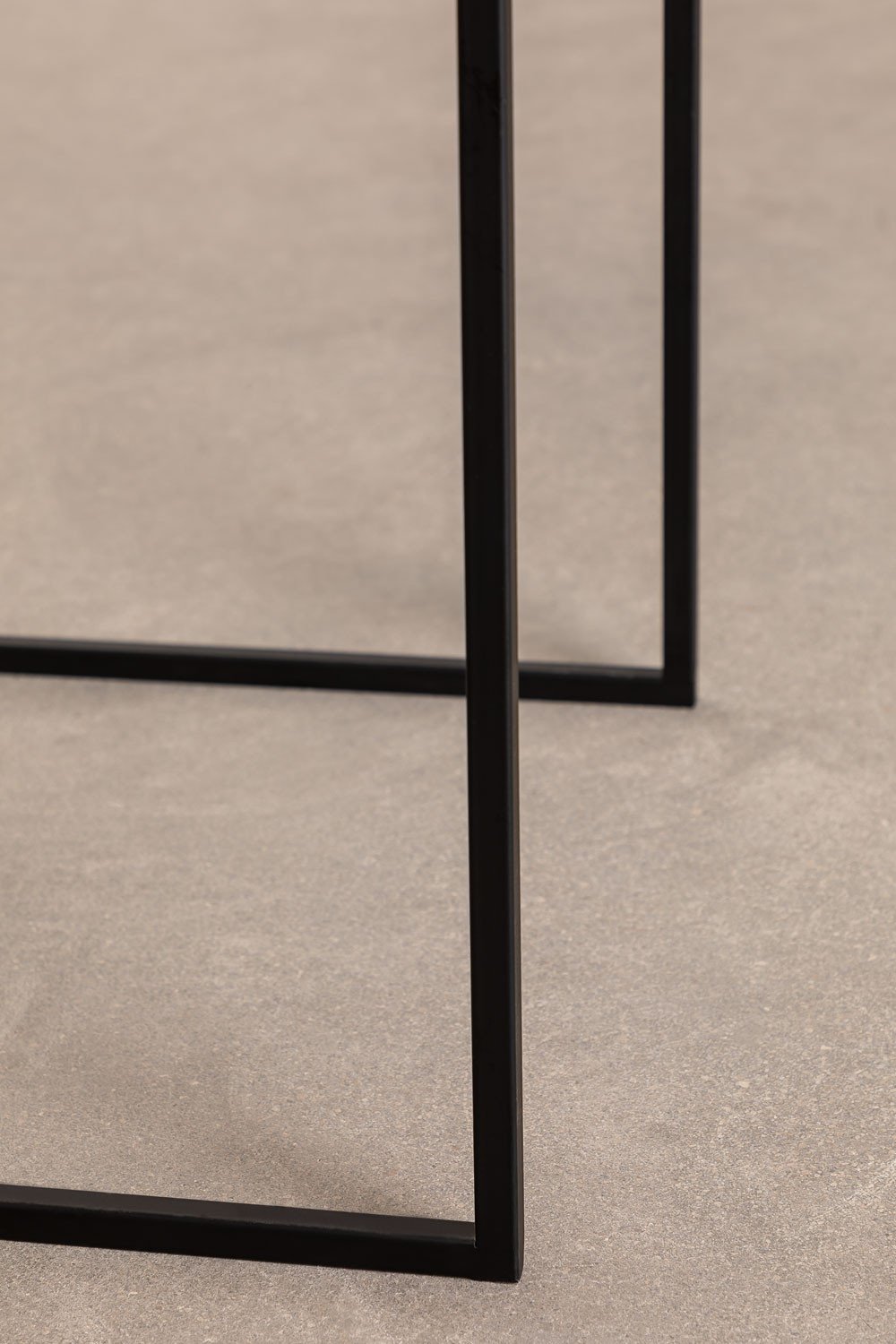 Tables gigognes en rotin Daek, image de la galerie 7