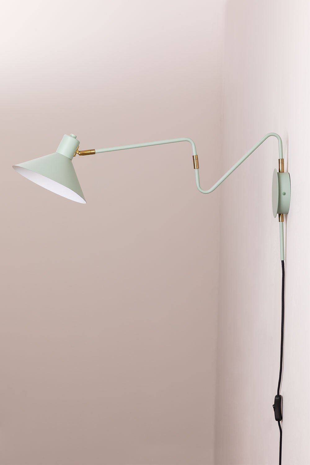 Lampe murale orientable en fer Lizz, image de la galerie 4
