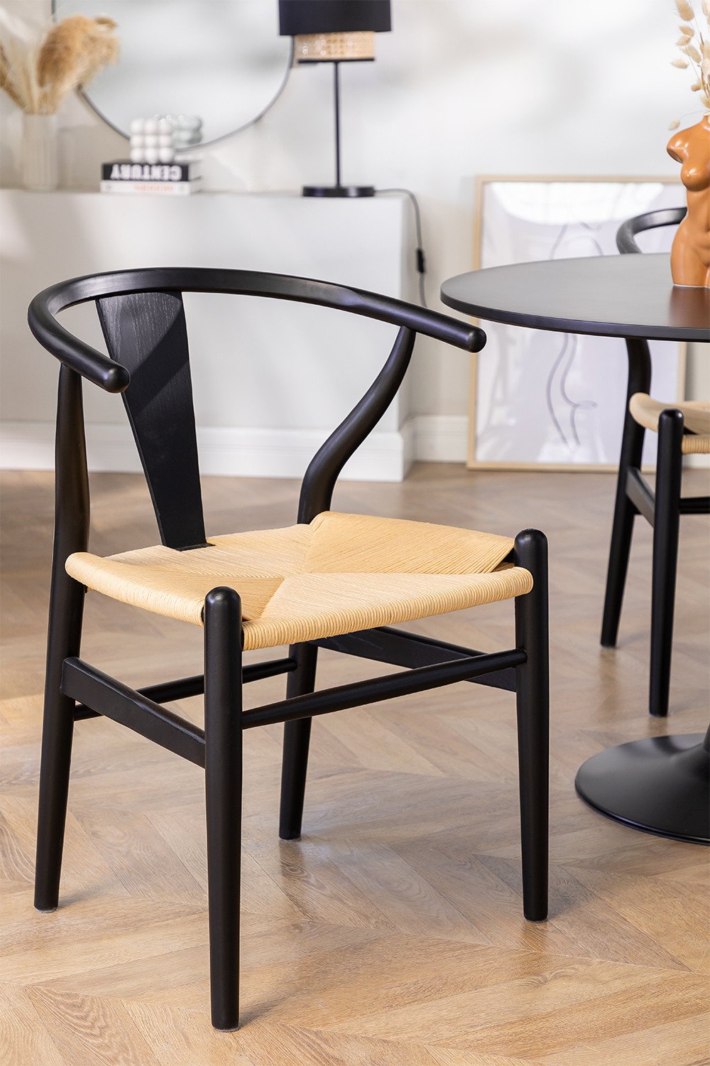Chaise en bois Uish Design , image de la galerie 1