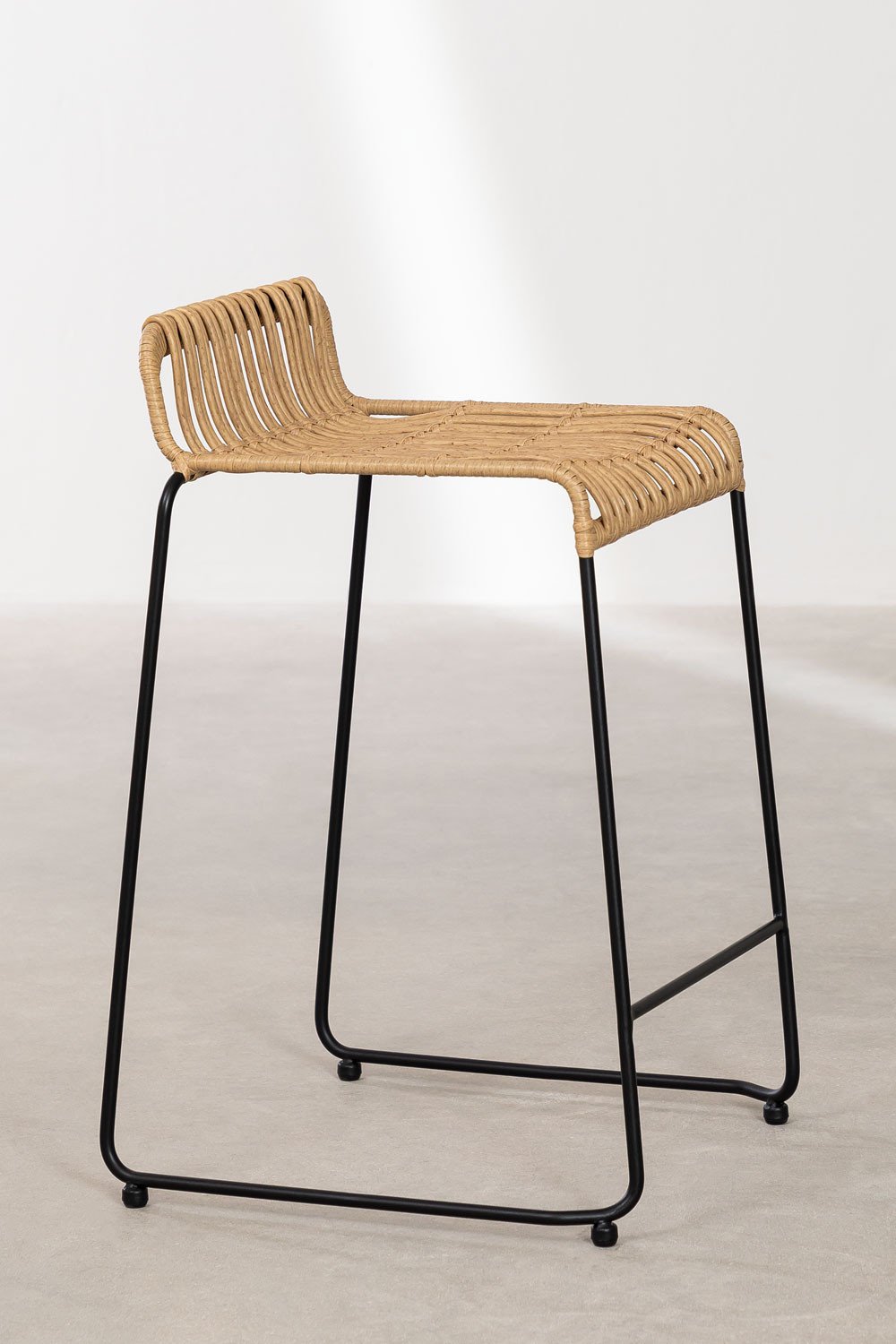 Tabouret de jardin haut en rotin synthétique (77,5 cm) Aroa, image de la galerie 2