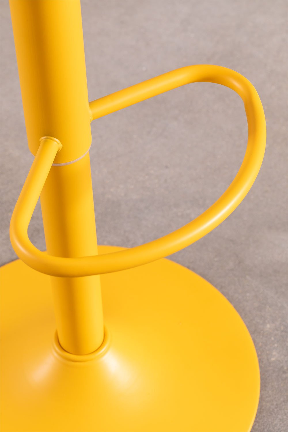 Tabouret haut réglable Bardder en acier et bois d'orme, image de la galerie 6