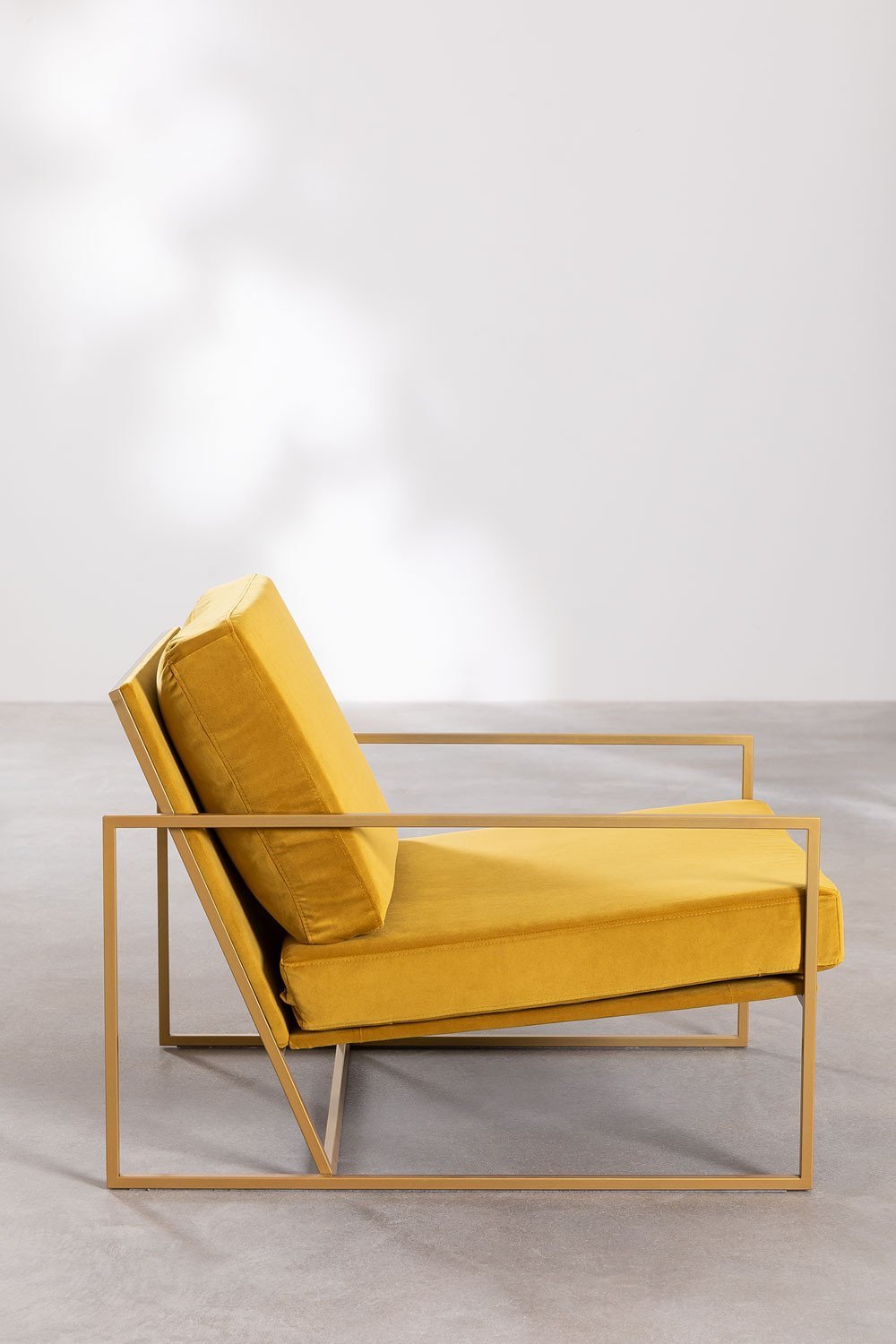 Fauteuil en velours Nilo, image de la galerie 2