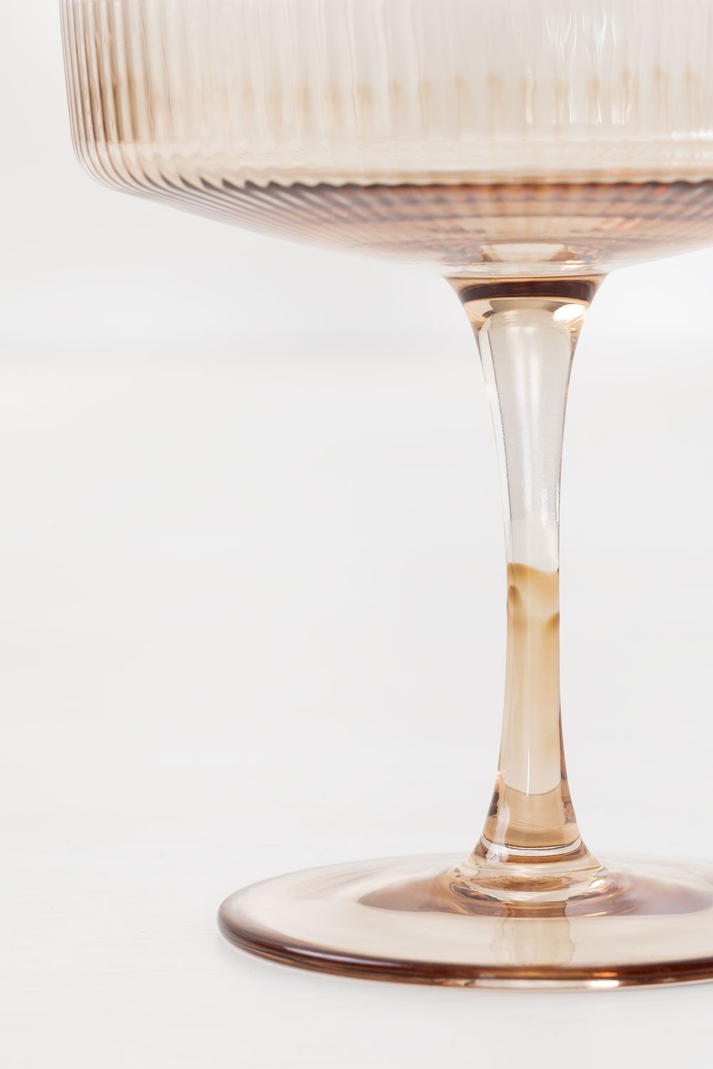 Coupes à champagne artisanales en verre strié Cami, 4 pièces