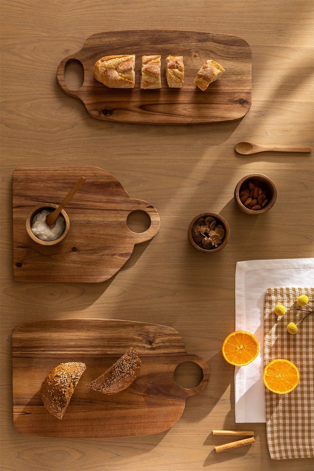 Planche à découper en bois d'acacia Unay, image de la galerie 7