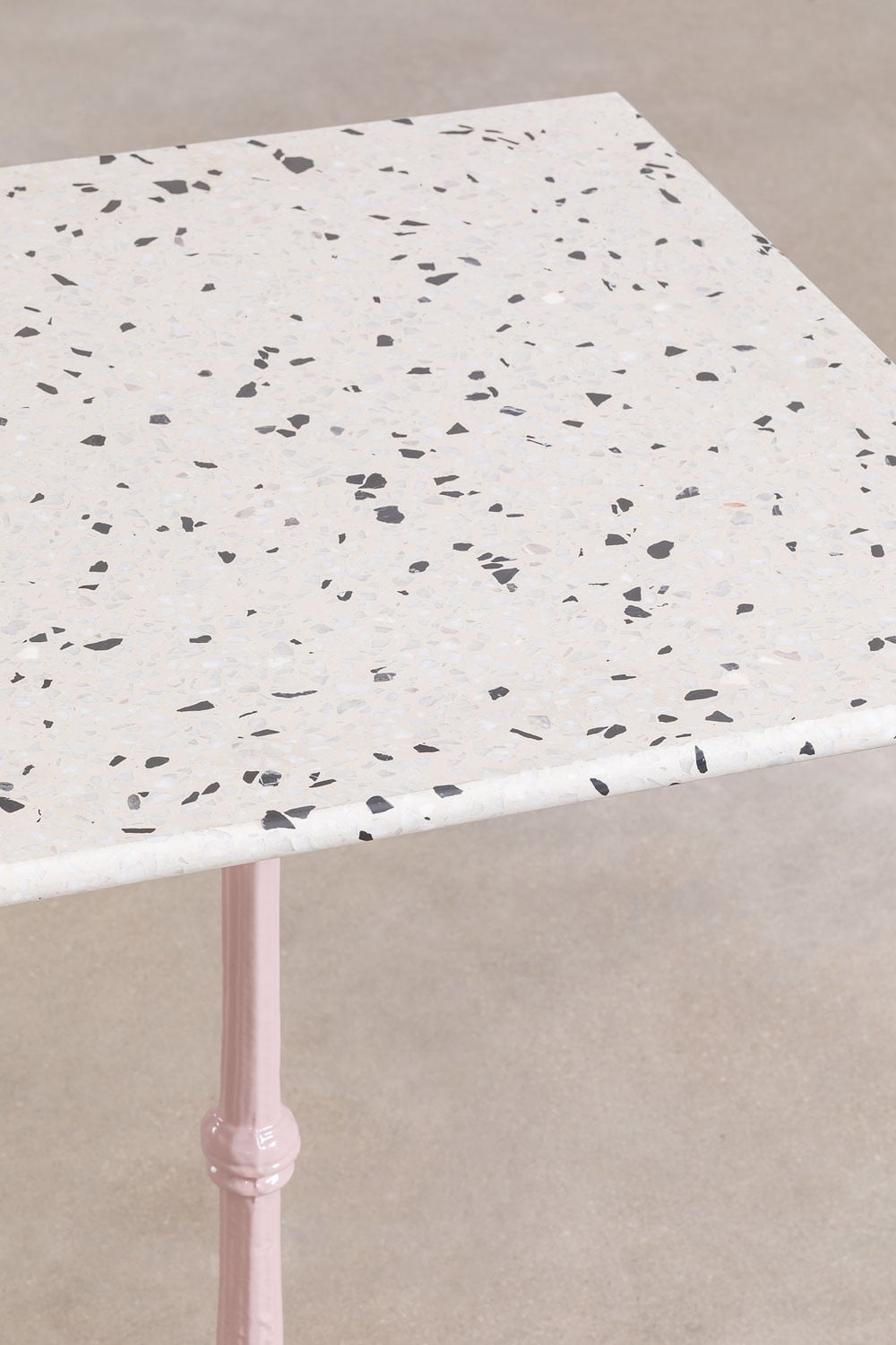 Table de bar carrée 60x60 cm en terrazzo Volutto, image de la galerie 3