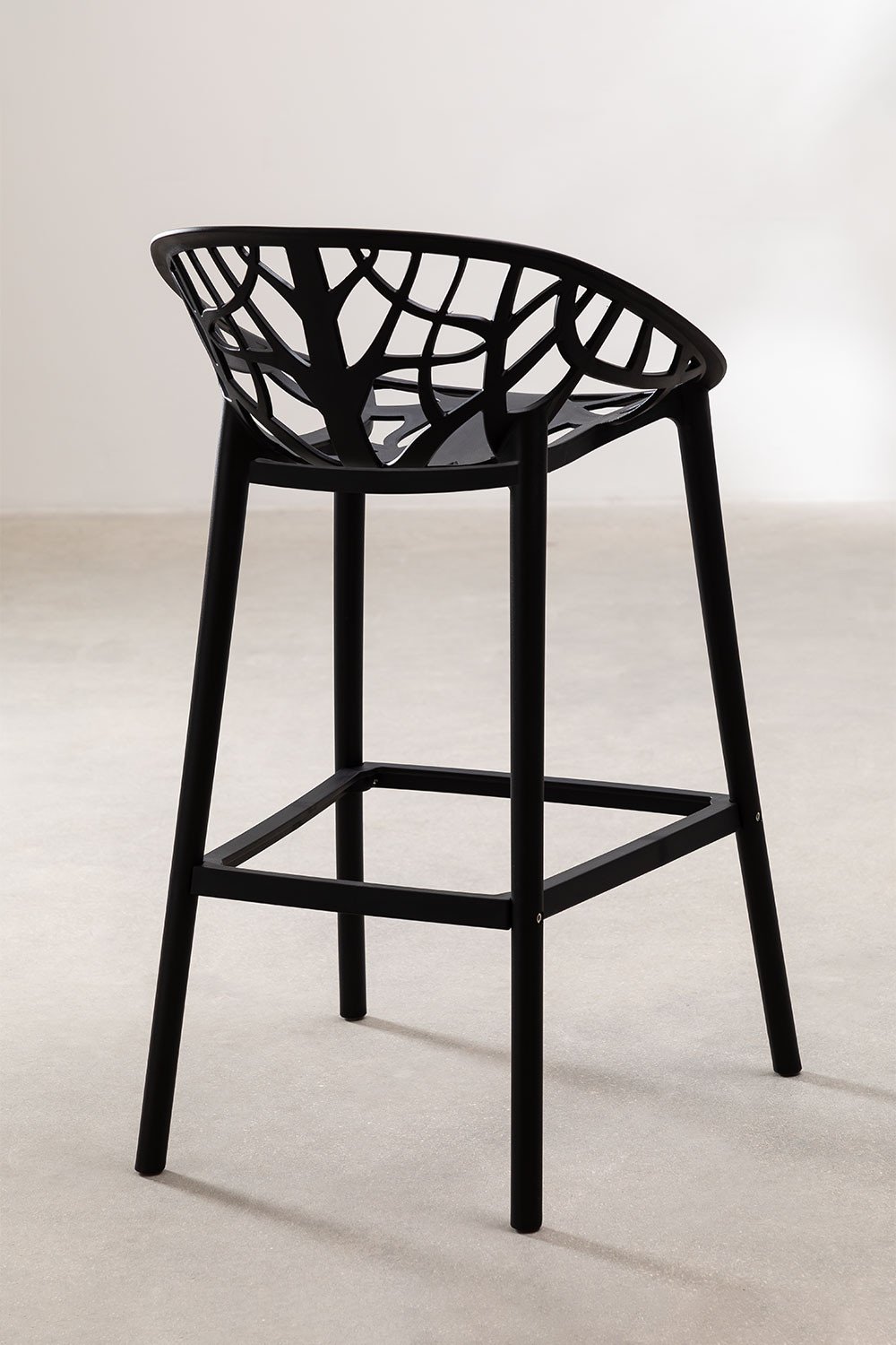 Lot de 4 tabourets hauts de jardin 65 cm en polypropylène noir Ores, image de la galerie 4