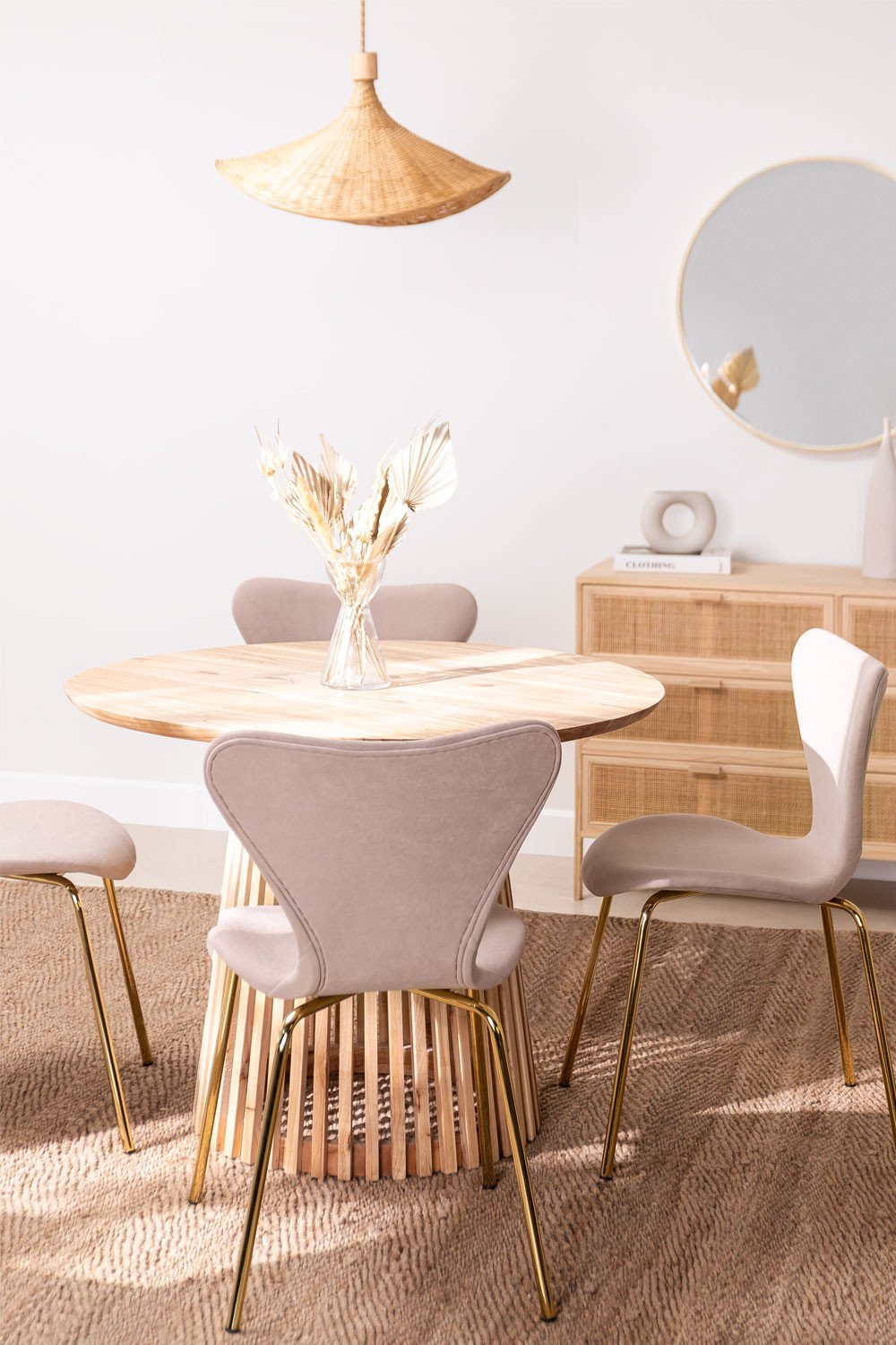 Chaise de salle à manger empilable rembourrée de style Uit, image de la galerie 1702035