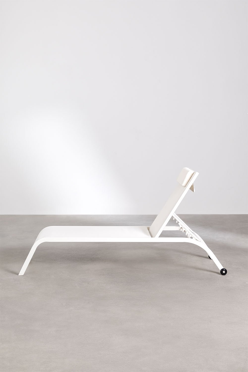 Chaise longue inclinable Therys avec coussin, image de la galerie 4