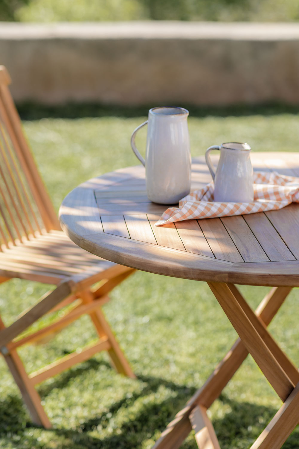 Table de Jardin Pliable Ronde en Bois de Teck (Ø100 cm) Pira SKLUM