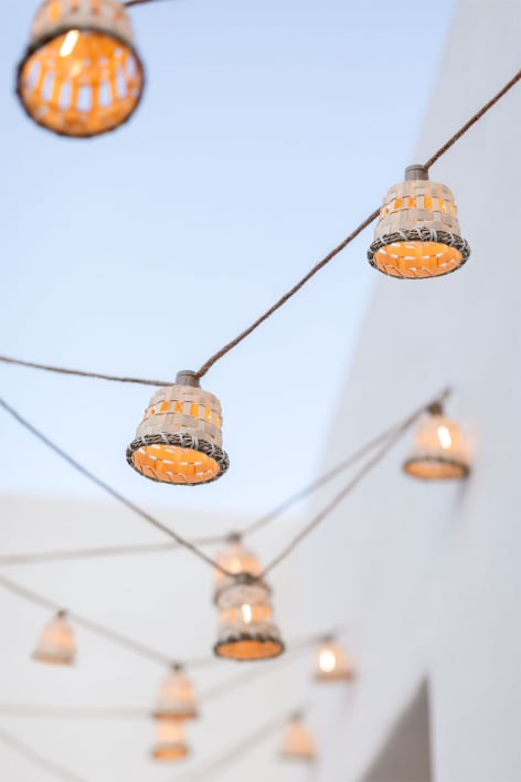 Guirlande de Jardin avec Lumières LED et Chargeur Solaire (7,40 m) Avott