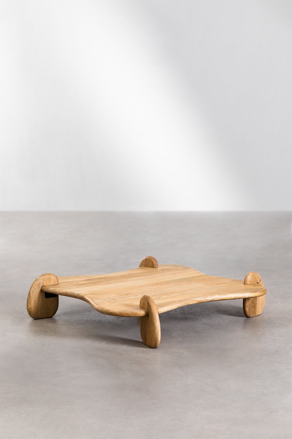 Table Basse en Bois de Manguier Poznan, image de la galerie 2