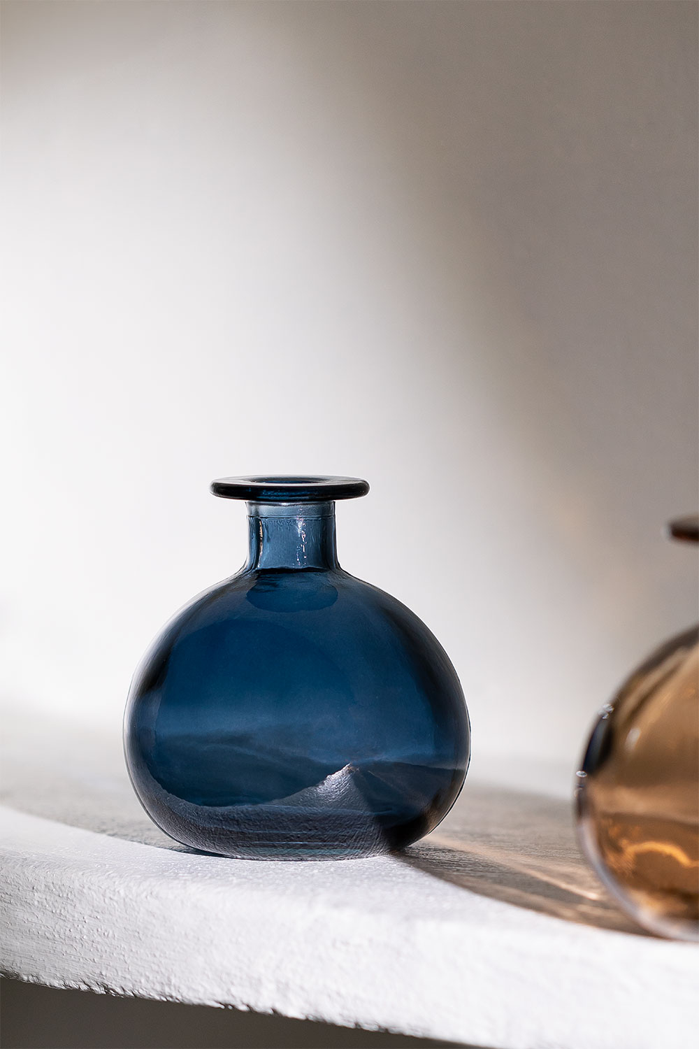 Vase En Verre Recyclé Style Méditerranéen - Forme Lisse Irrégulière - Couleur Bleu Marine - Décoration Maison Artisanale - 4