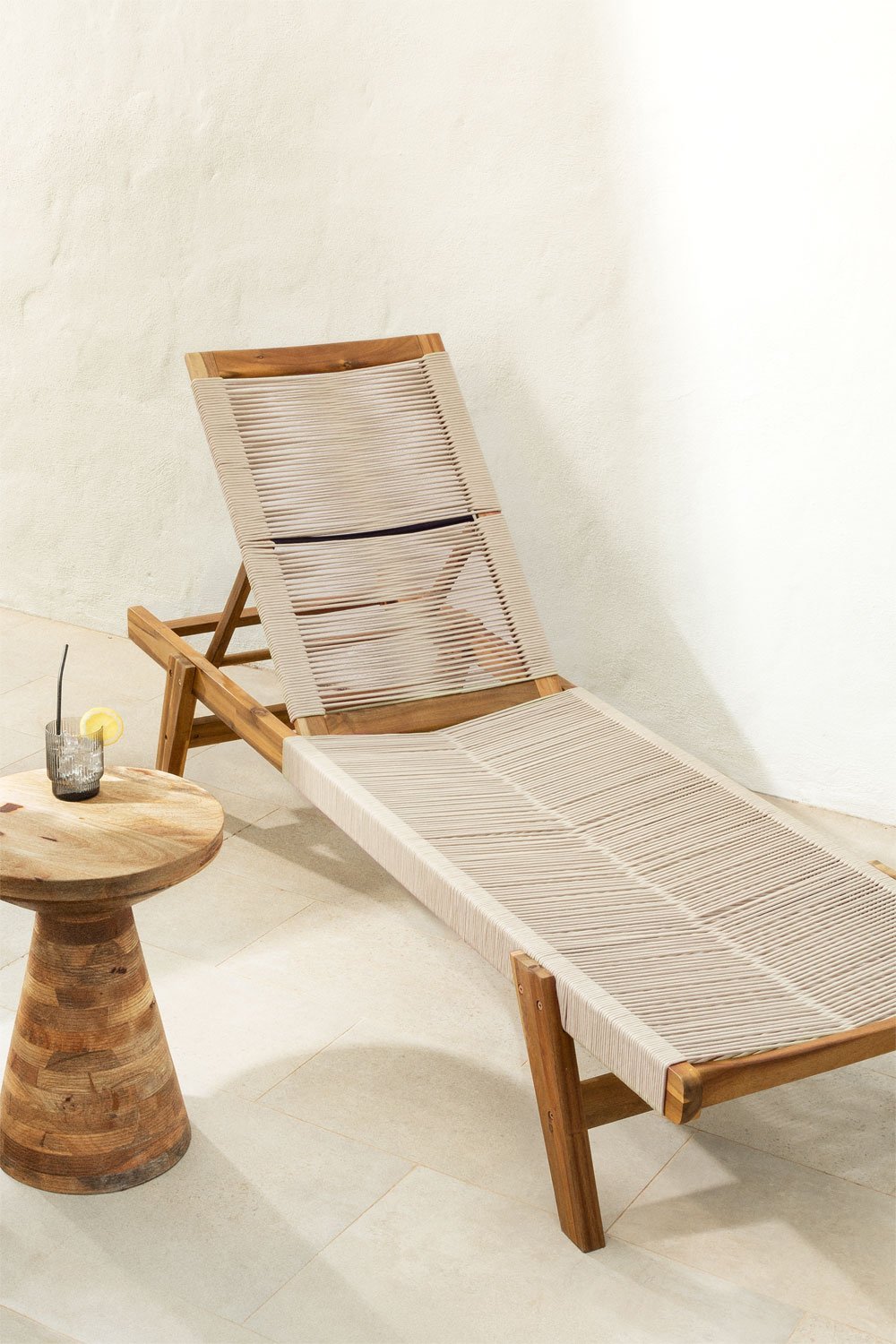 Chaise longue inclinable en bois d'acacia Tenay , image de la galerie 1