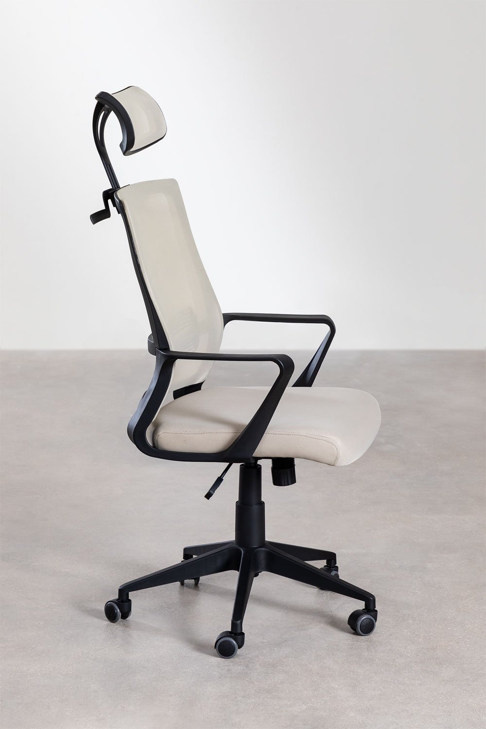 Chaise de bureau à roulettes avec appuie-tête en polypropylène Teill Black, image de la galerie 3
