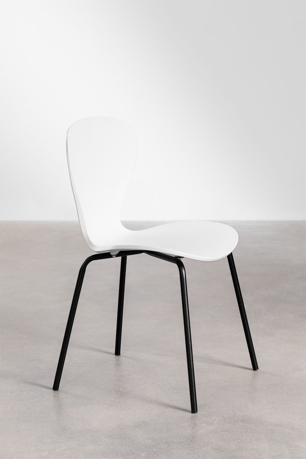 Chaise de salle à manger empilable Uit, image de la galerie 2