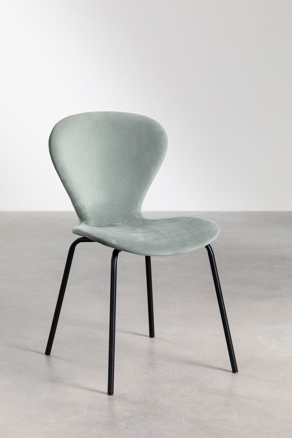 Chaise de salle à manger empilable en velours Uit, image de la galerie 2