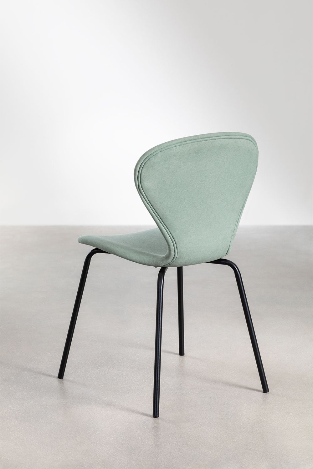 Lot de 4 chaises de salle à manger empilables rembourrées Uit, image de la galerie 3