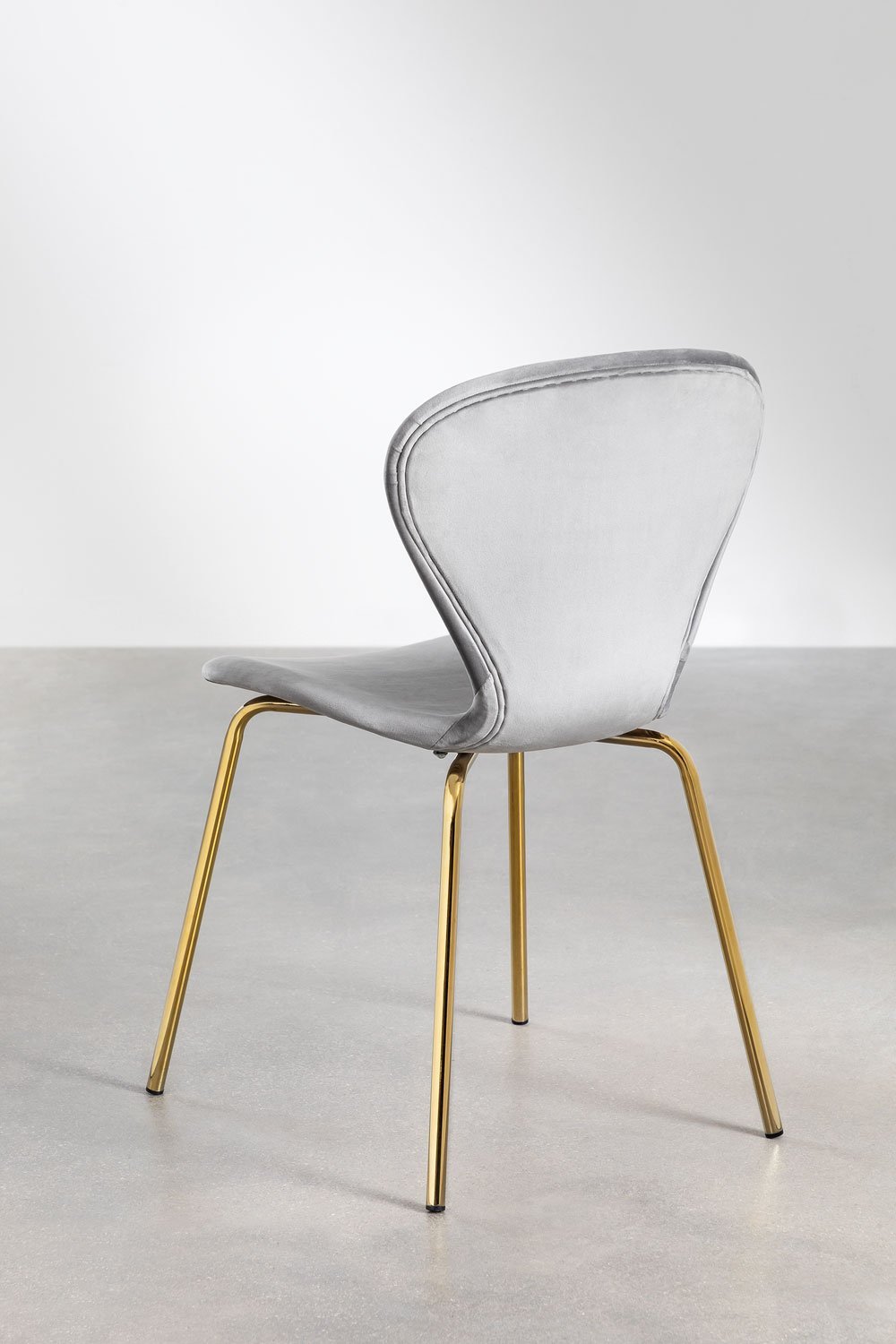 Chaise de salle à manger empilable en velours Uit, image de la galerie 4