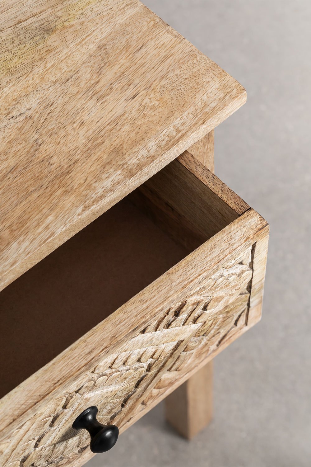 Table de chevet en manguier Maraja, image de la galerie 5