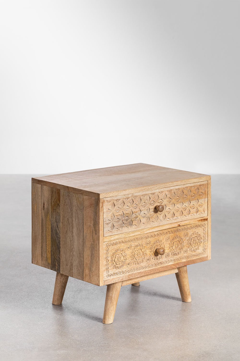Table de chevet en bois de manguier Atsana, image de la galerie 1