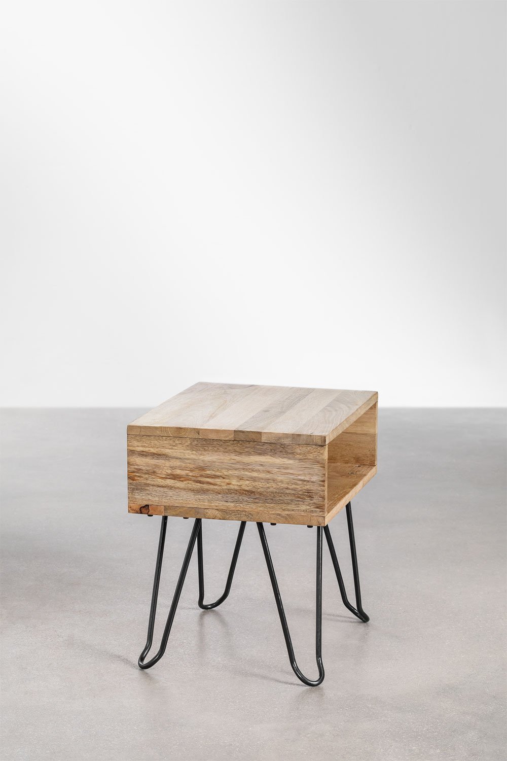 Table de chevet en bois recyclé Tital, image de la galerie 2