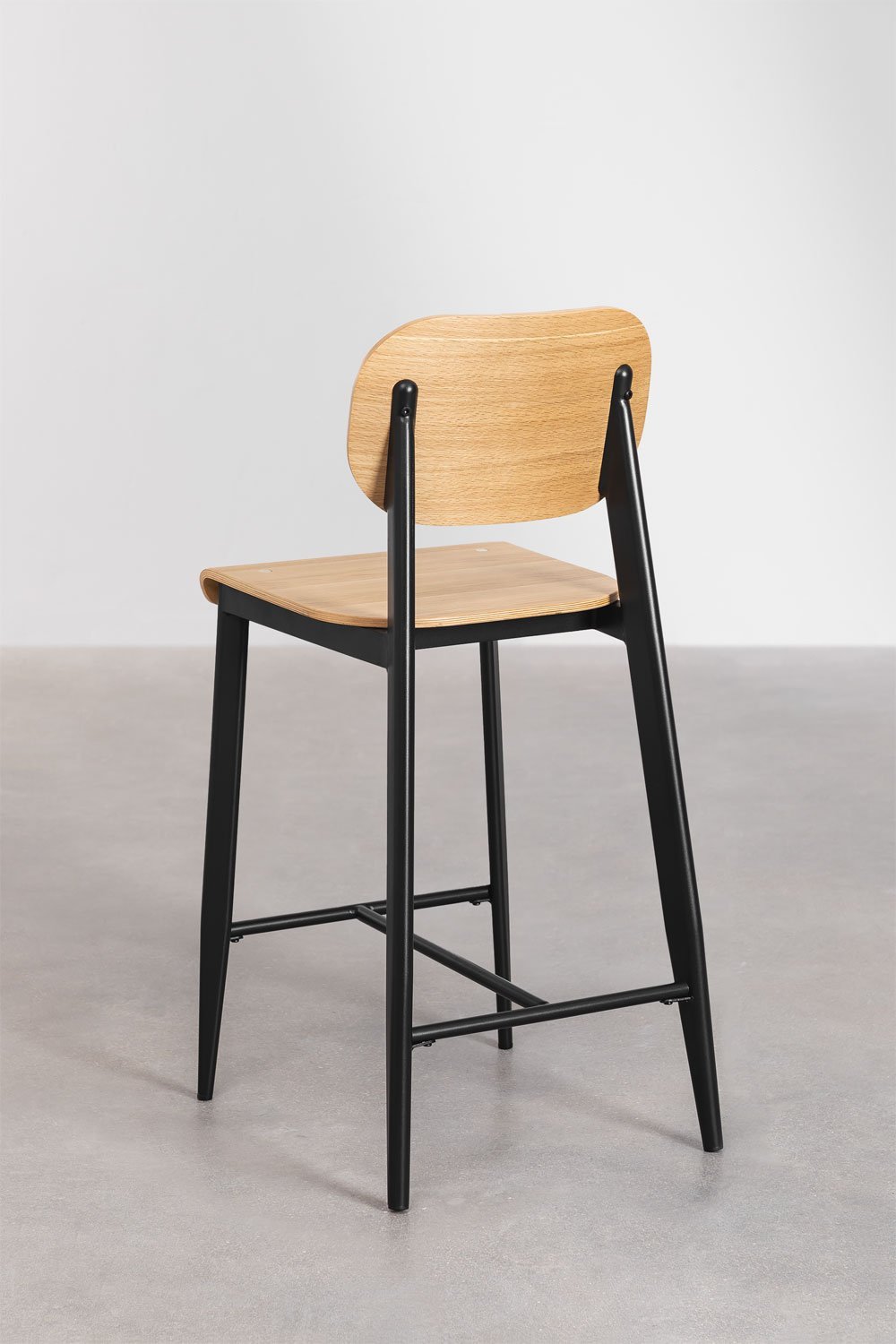 Tabouret haut 65 cm en placage chêne And, image de la galerie 6
