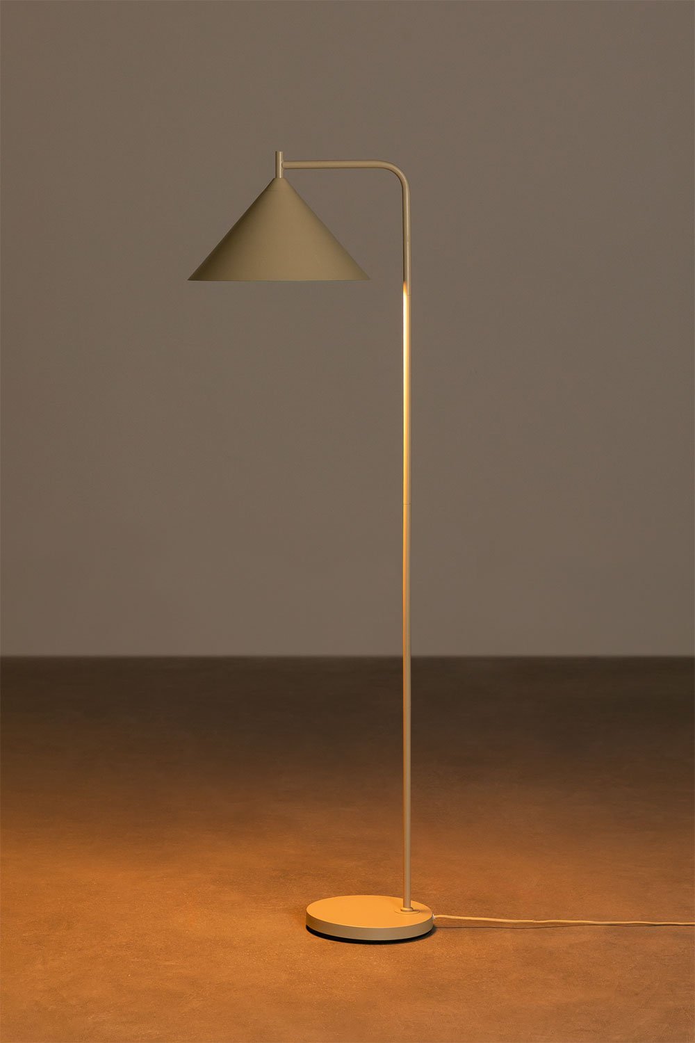 Lampadaire en fer Cambrea, image de la galerie 4