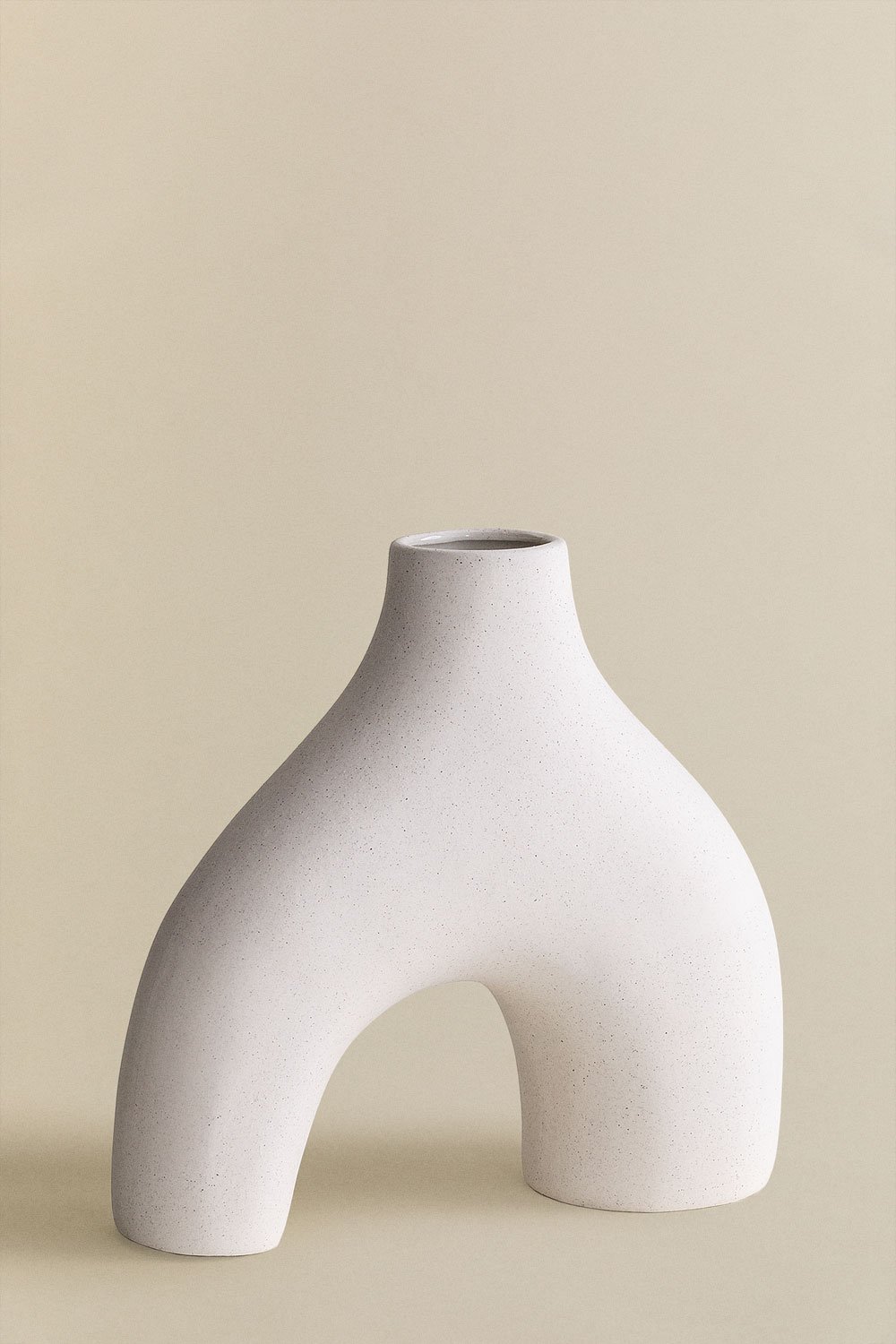 Vase en céramique Sarkis, image de la galerie 2