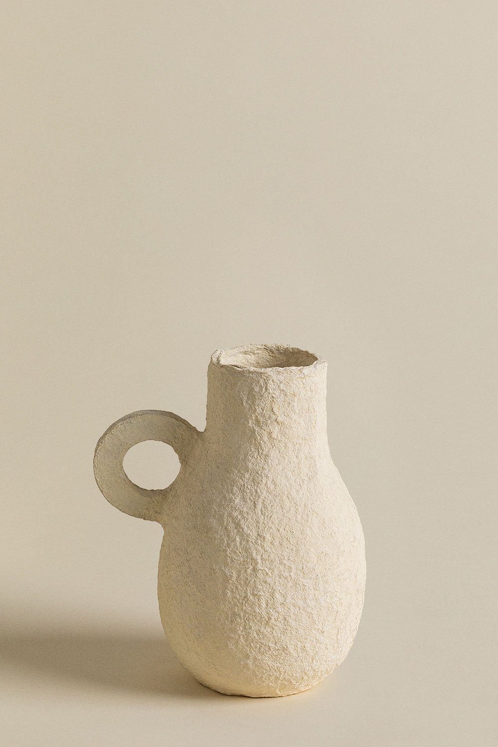 Vase décoratif en papier mâché Delores, image de la galerie 3