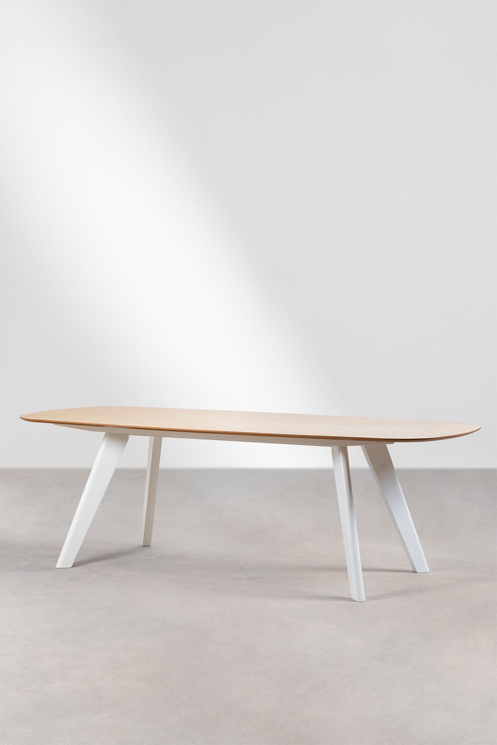 Table de salle à manger ovale en bois (240x100 cm) Onar, image de la galerie 2