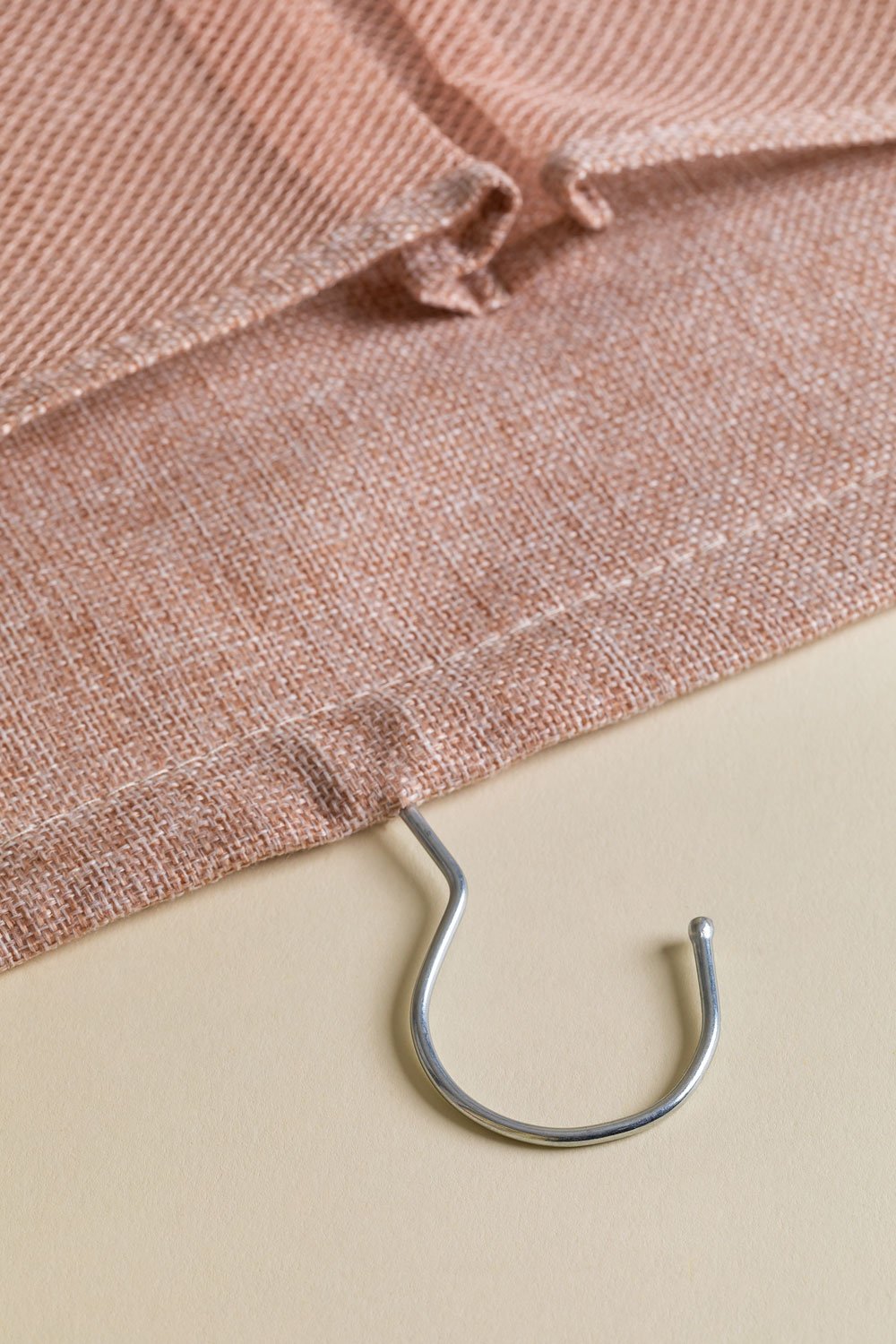 Organiseur suspendu Klere avec cintre en métal, image de la galerie 4