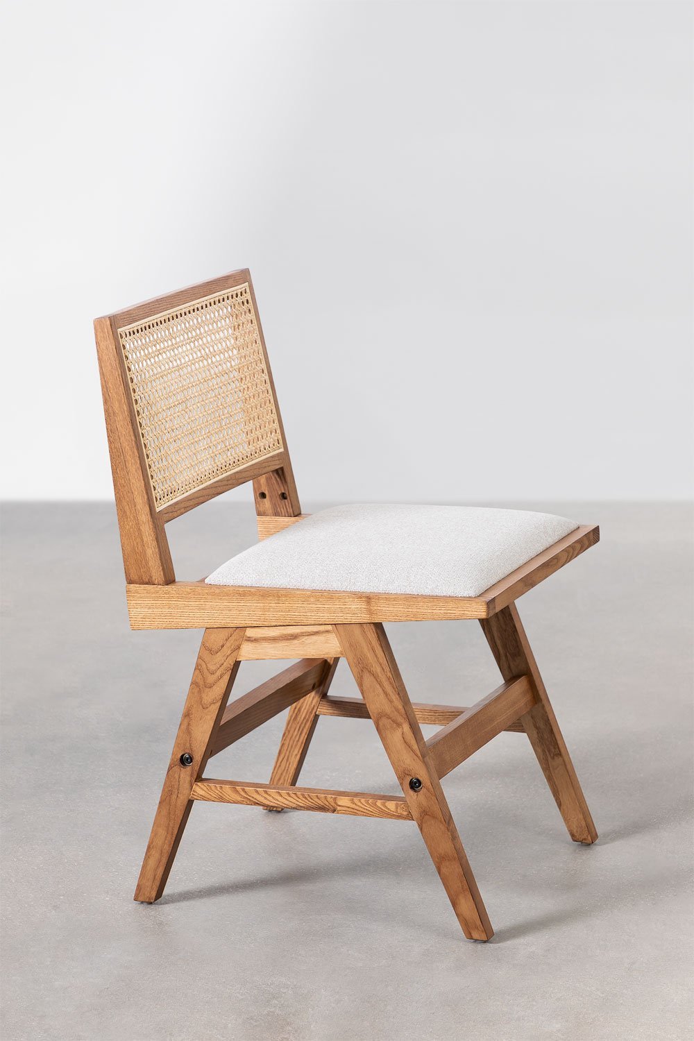 Chaise de salle à manger avec accoudoirs en bois de frêne et rotin style  Lali - SKLUM
