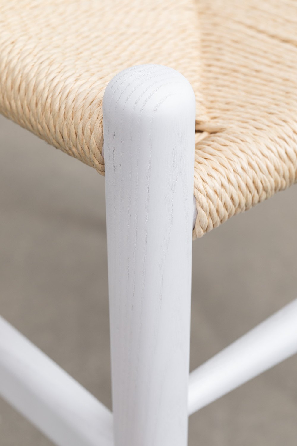 Chaise de salle à manger en bois d'orme Uish Edition, image de la galerie 7