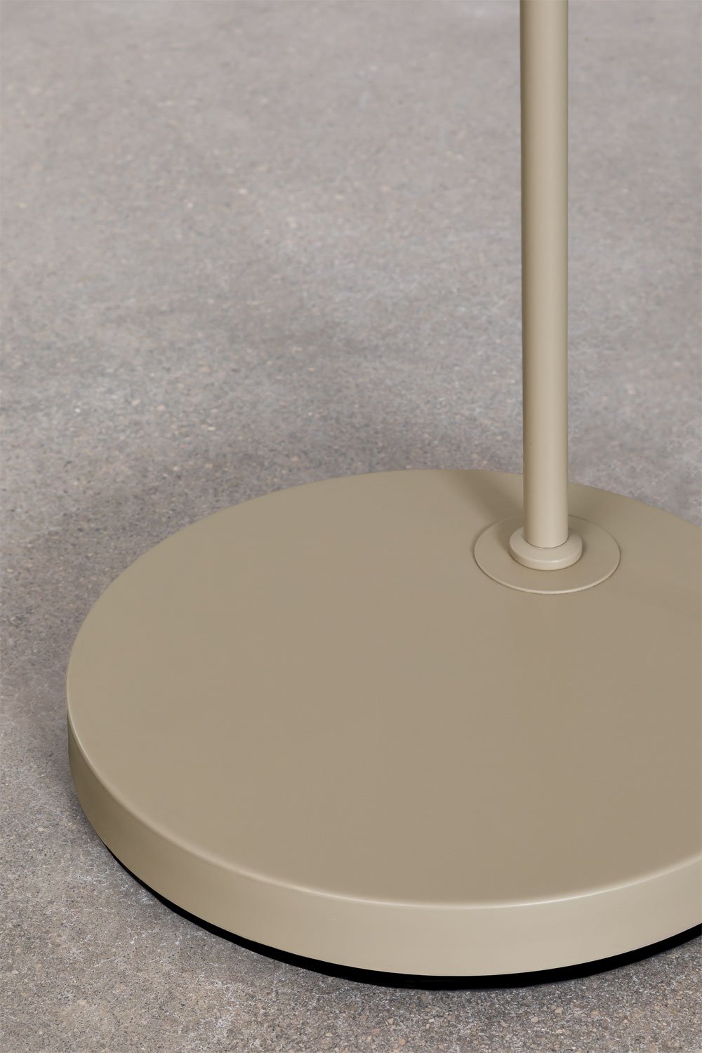 Lampadaire en fer Cambrea, image de la galerie 6