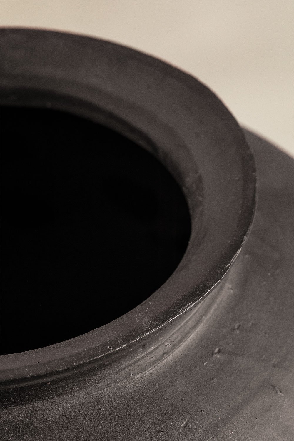 Vase en céramique Kirsten, image de la galerie 4