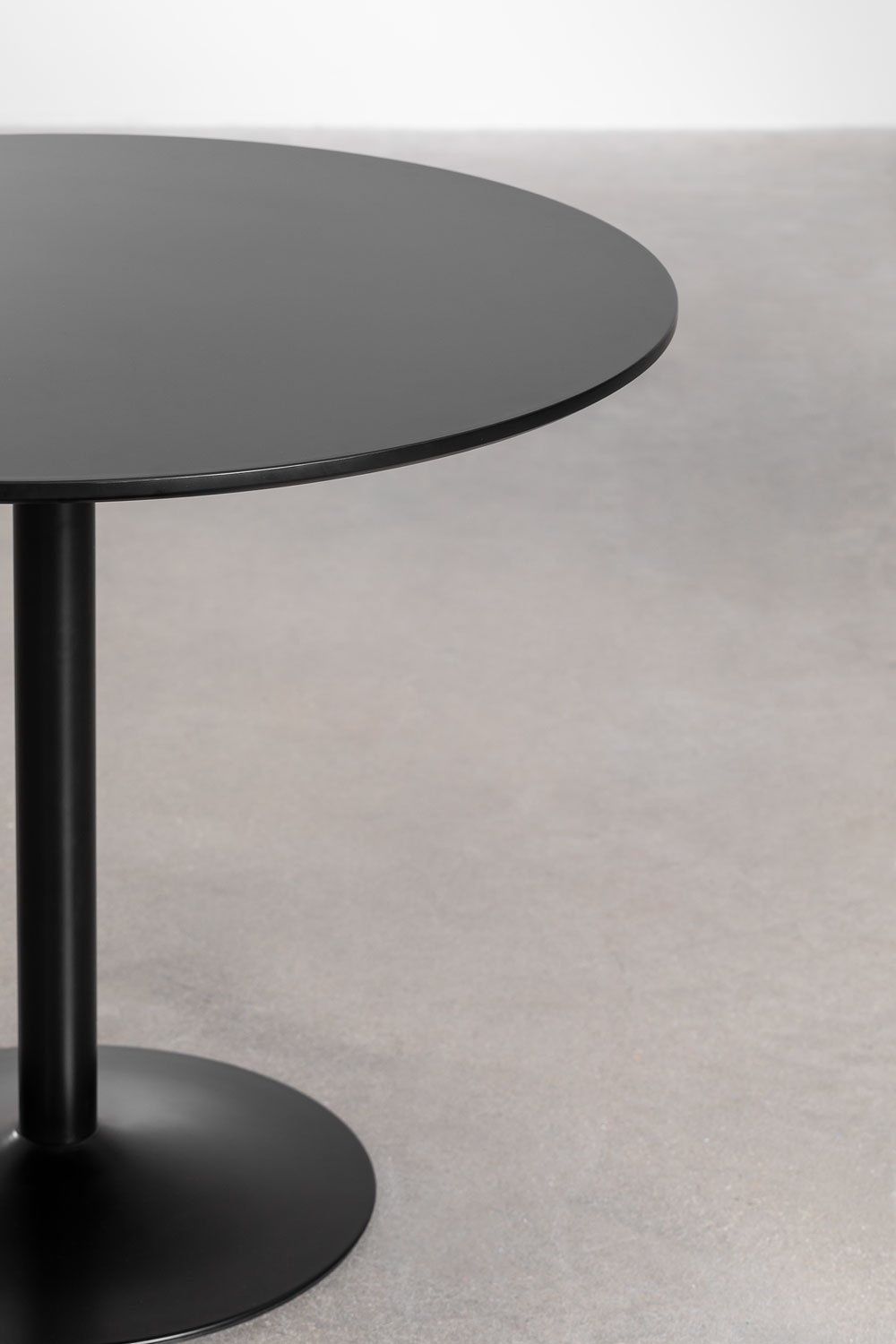 Table de salle à manger ronde en MDF et fer Yvetta, image de la galerie 4