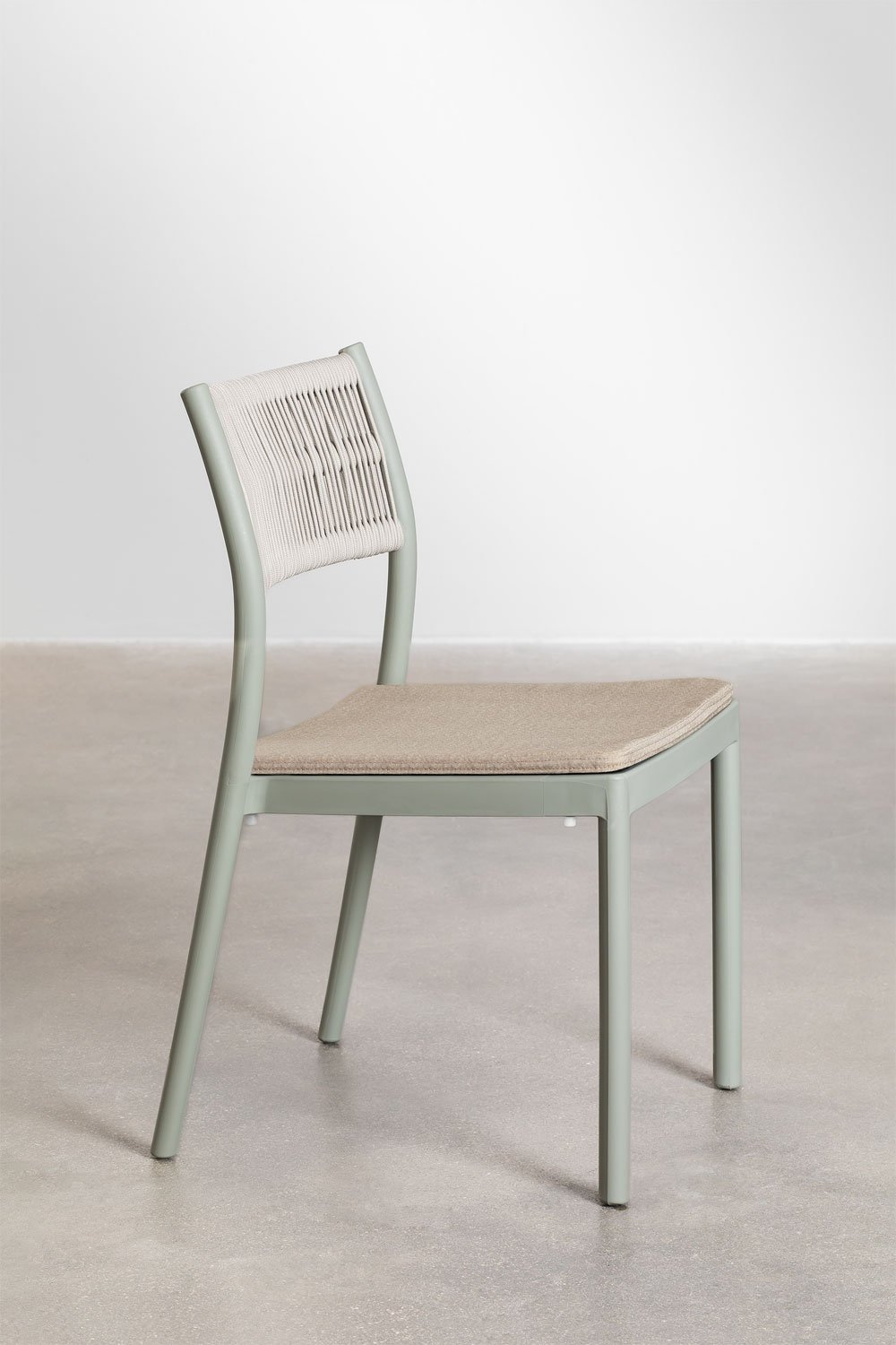 Chaise de salle à manger empilable Favila, image de la galerie 2