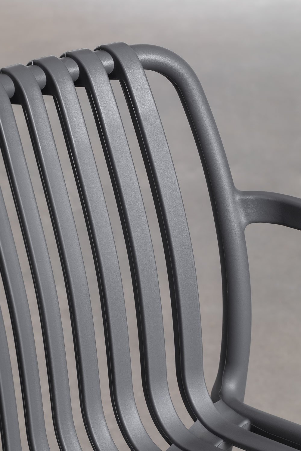 Lot de 2 chaises de jardin Wendell en polypropylène avec accoudoirs, image de la galerie 6