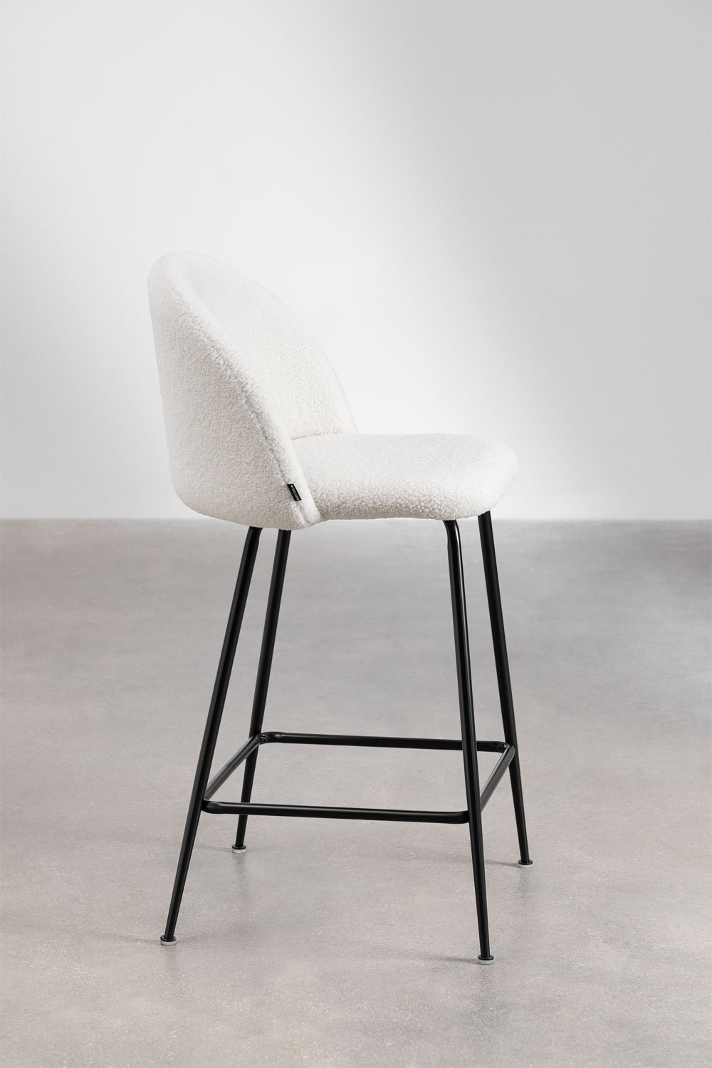 Tabouret haut en chenille Kana Design, image de la galerie 2