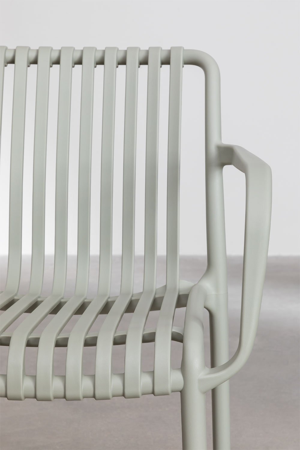 Chaise de salle à manger Wendell en polypropylène avec accoudoirs, image de la galerie 5