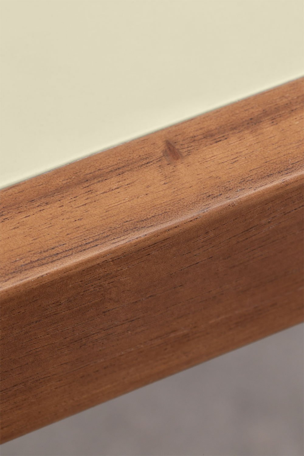 Table basse en ciment et bois d'acacia Gamila, image de la galerie 4