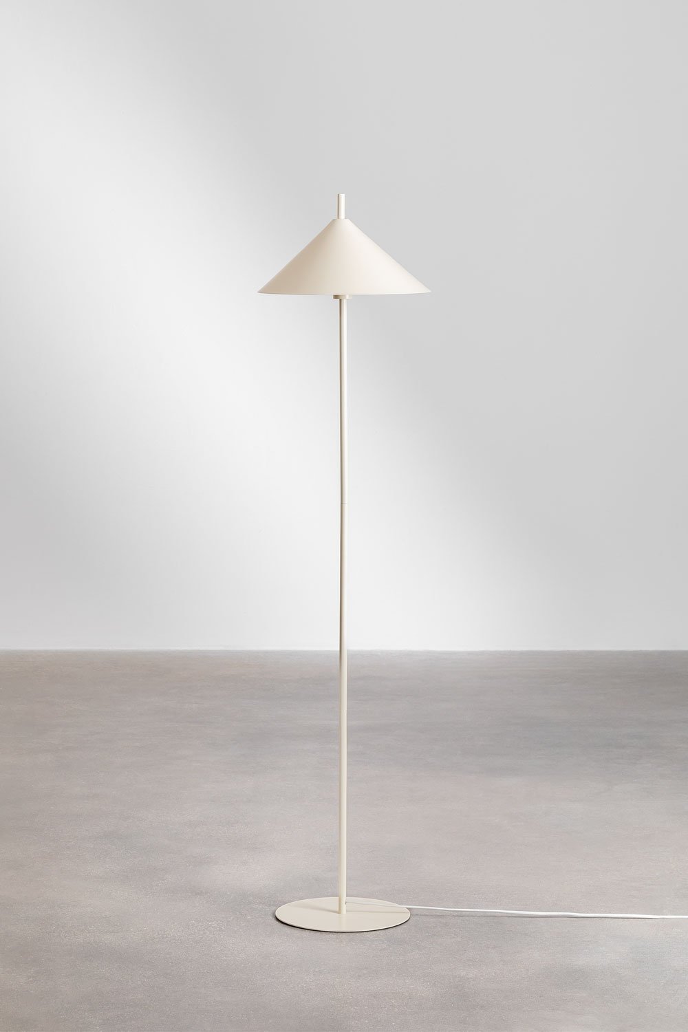 Lampadaire en métal Aziel, image de la galerie 2