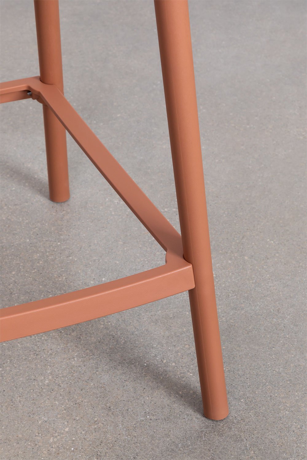 Lot de 4 tabourets hauts de jardin 65 cm en polypropylène couleur rouille Ores, image de la galerie 7