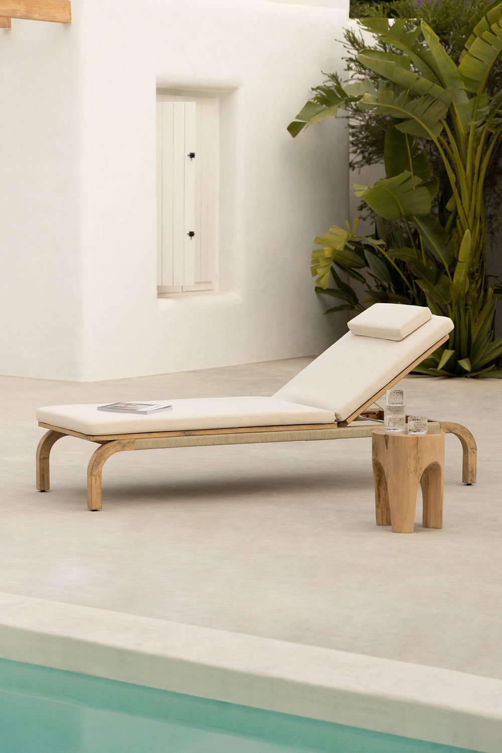 Chaise longue inclinable en bois d'acacia de Dubai, image de la galerie 1