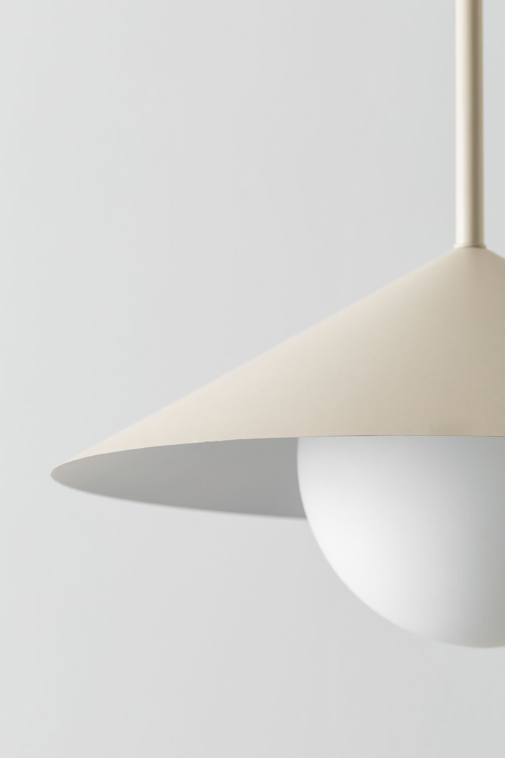 Lampe de plafond en fer Bagioli, image de la galerie 5